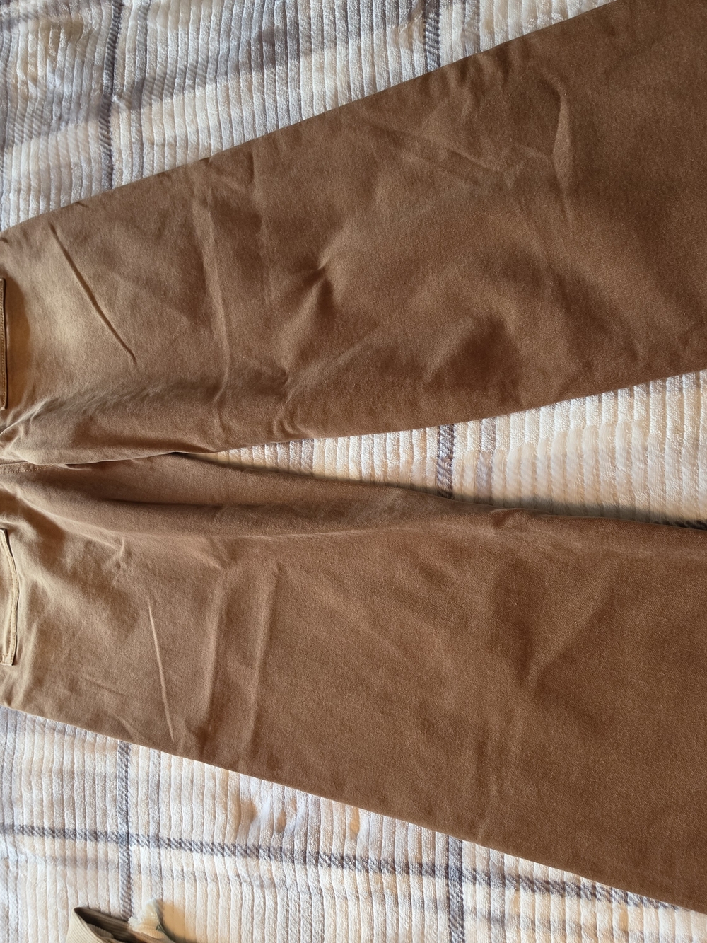 High-Rise Wide-Leg Jeans in Brown - Picture 3 of 5